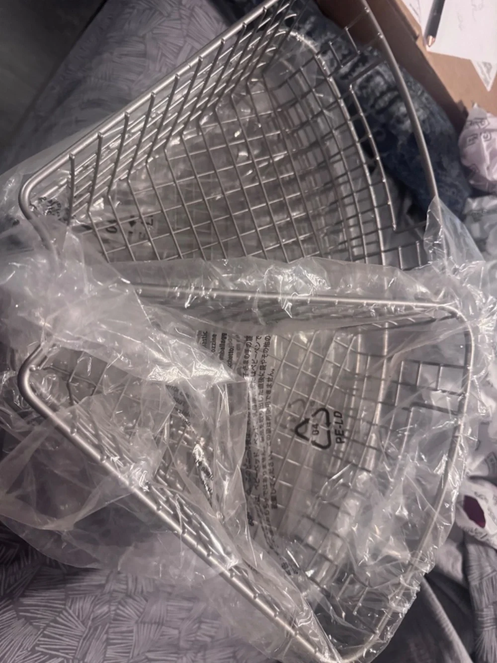 Metal corner storage baskets